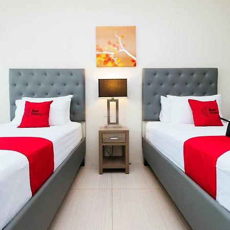 Reddoorz Premium @ Sampaloc Makati Hotel San Pedro Makati Eksteriør billede