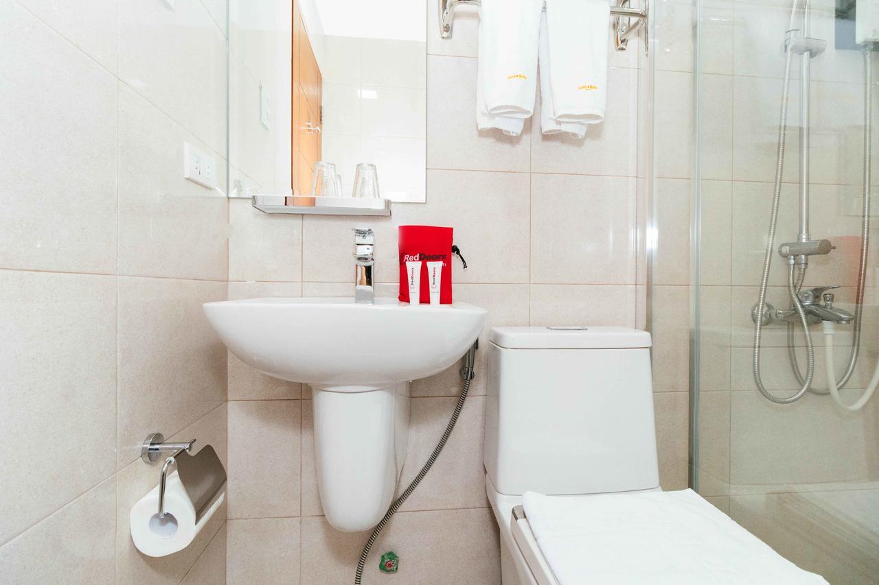 Reddoorz Premium @ Sampaloc Makati Hotel San Pedro Makati Eksteriør billede