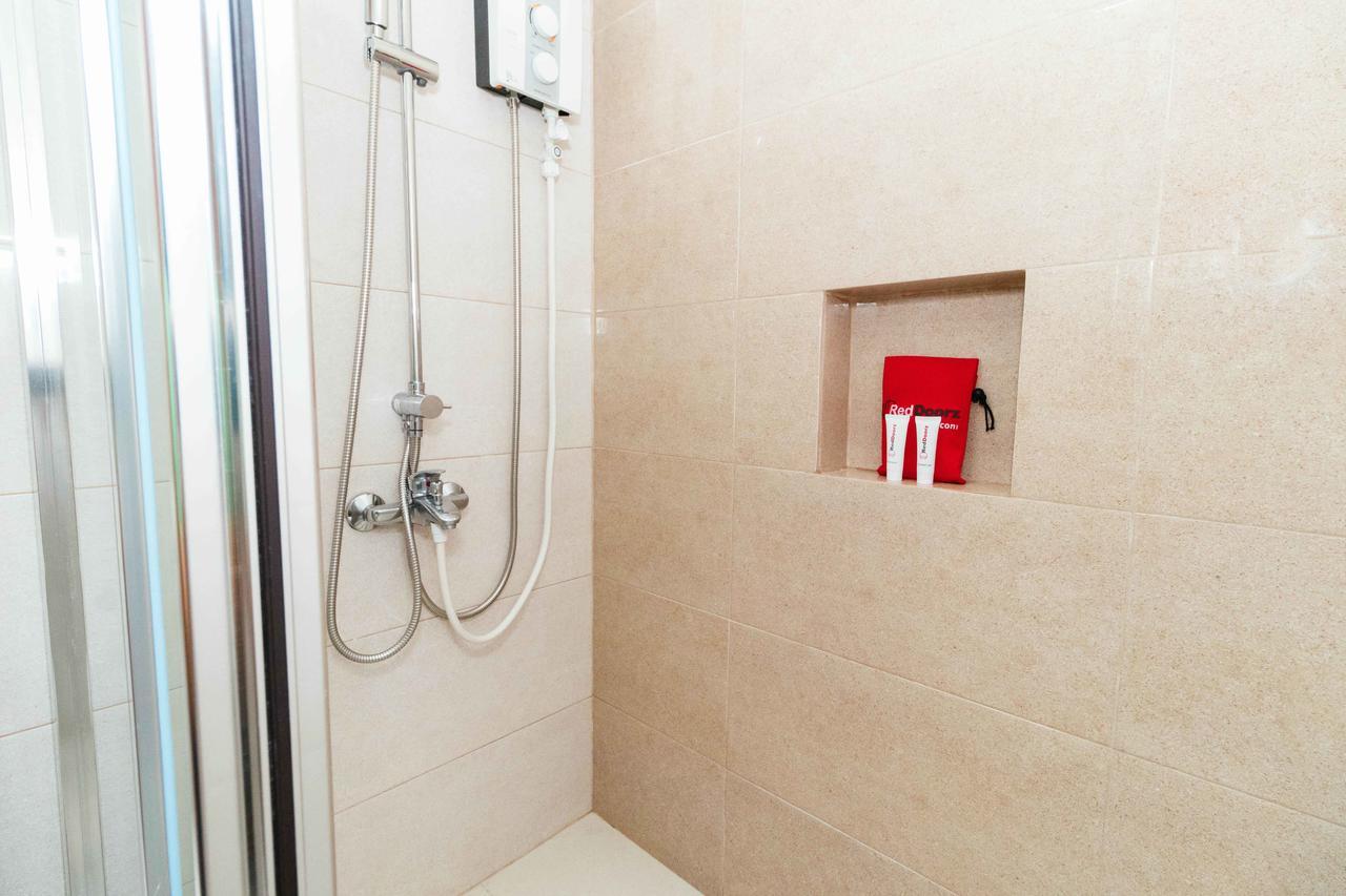 Reddoorz Premium @ Sampaloc Makati Hotel San Pedro Makati Eksteriør billede