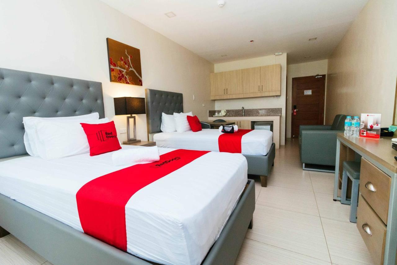 Reddoorz Premium @ Sampaloc Makati Hotel San Pedro Makati Eksteriør billede